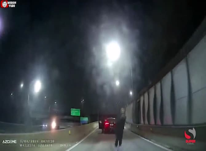 Video :In Rio de Janeiro, a driver just escapes robbery (but is shot)